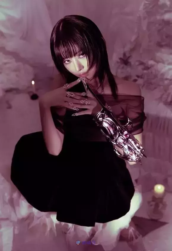 IVE公开第二张迷你专辑「IVE SWITCH」概念照第一部 IVE公开第二张迷你专辑「IVE SWITCH」概念照第一部